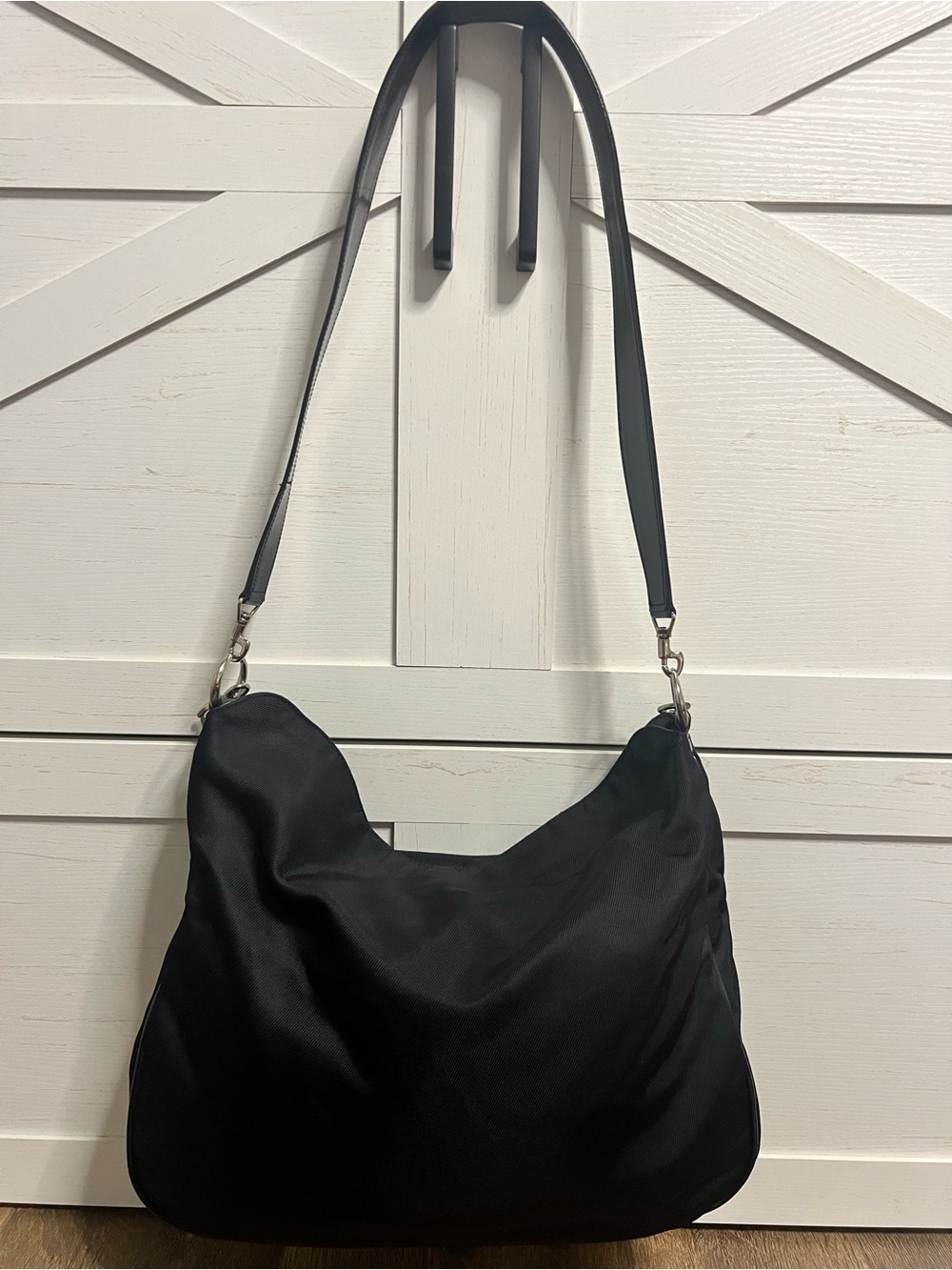 Vintage Gucci Black Nylon Hobo Shoulder Bag Tom Ford 90s - Authentic